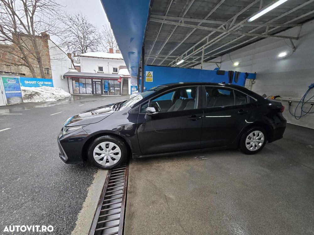 Toyota Corolla ver-1-8-hsd-business - 5