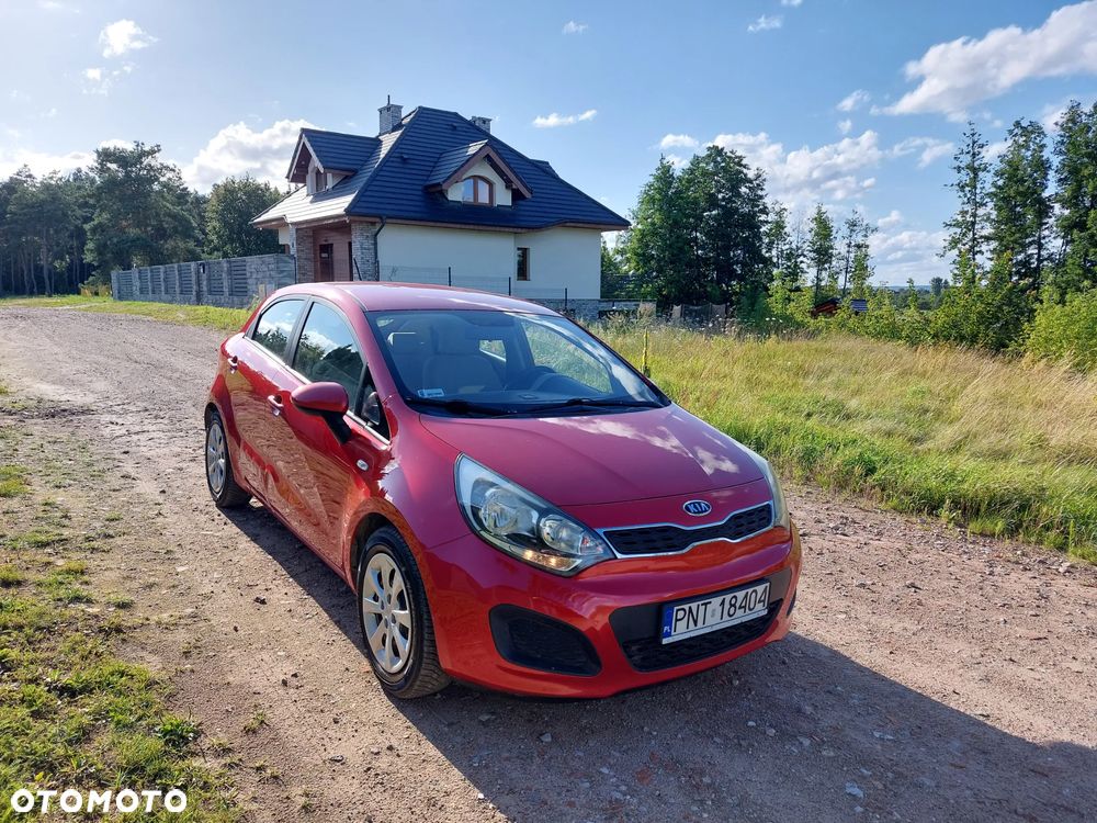 Kia Rio - 21