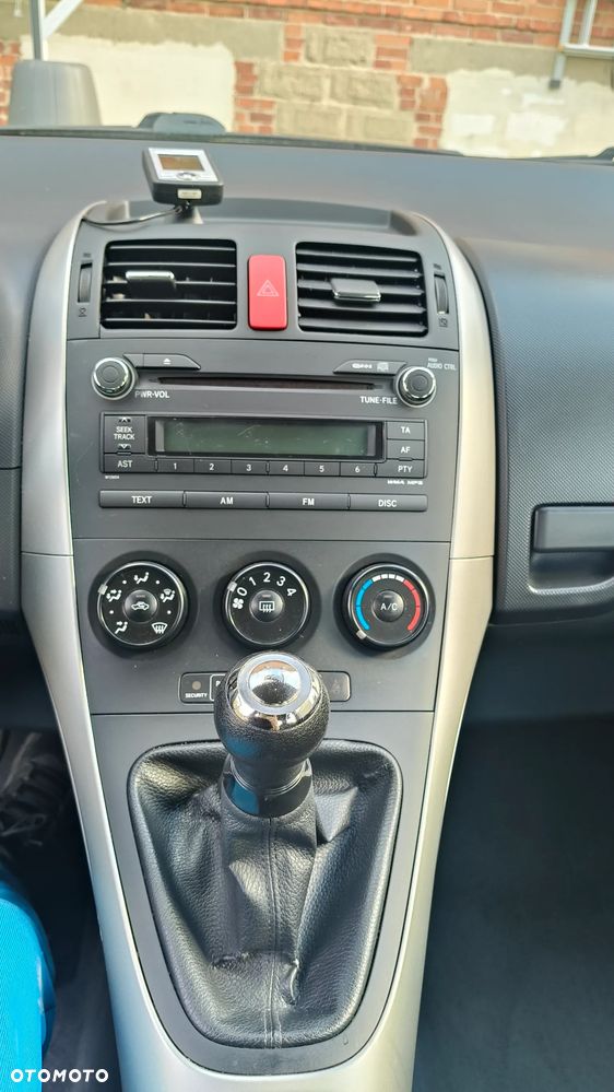 Toyota Auris 1.4 D-4D Luna - 16