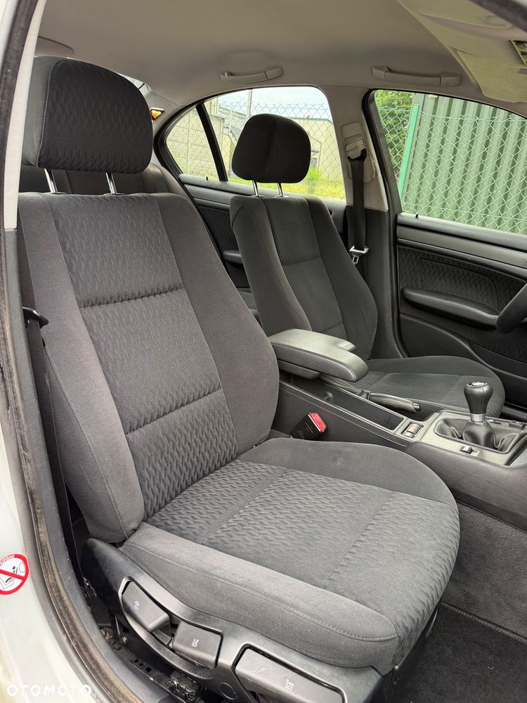 BMW Seria 3 - 22