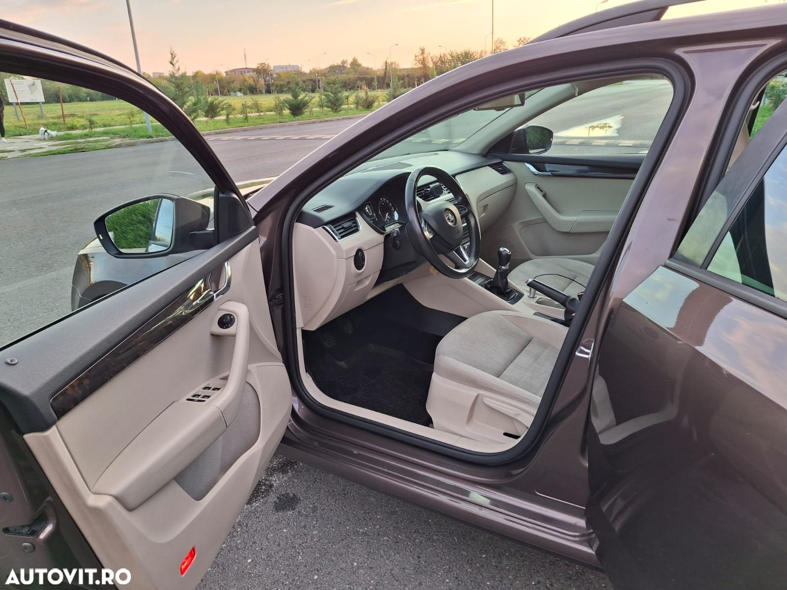 Skoda Octavia 1.6 TDI Style - 6