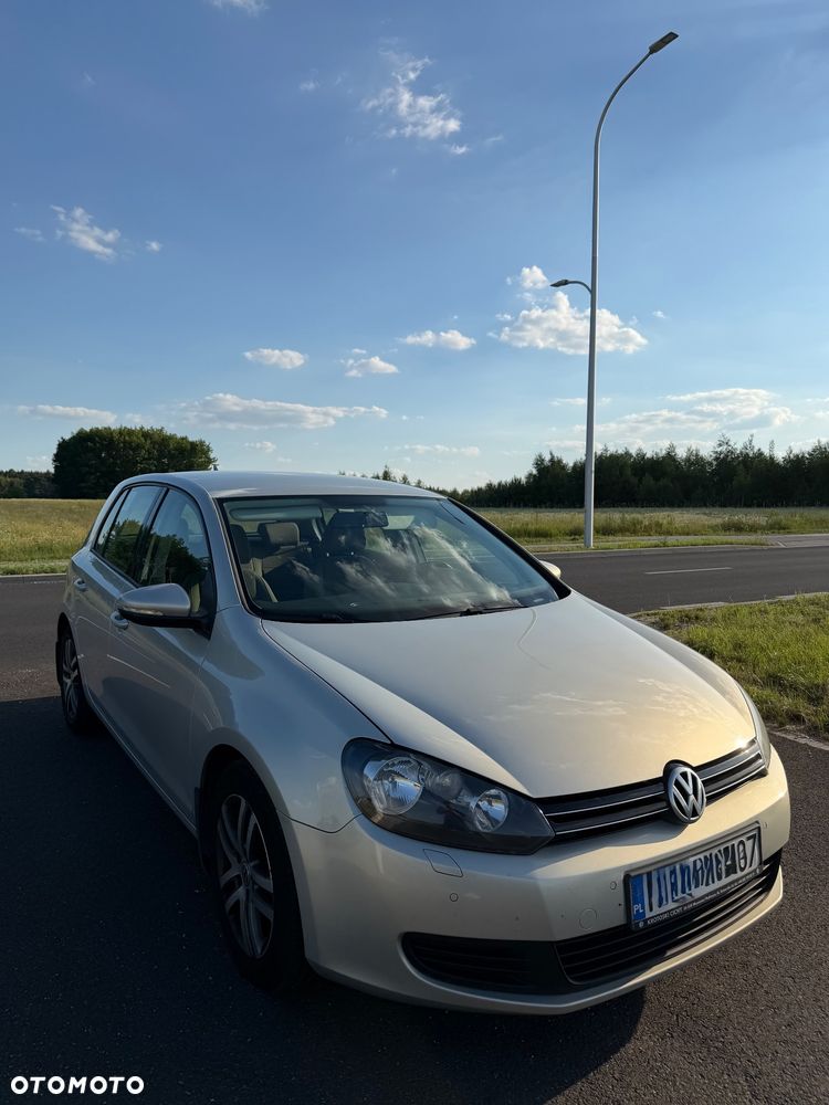 Volkswagen Golf 1.6 TDI Highline - 1
