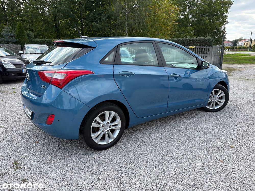 Hyundai i30 1.4 Premium - 6