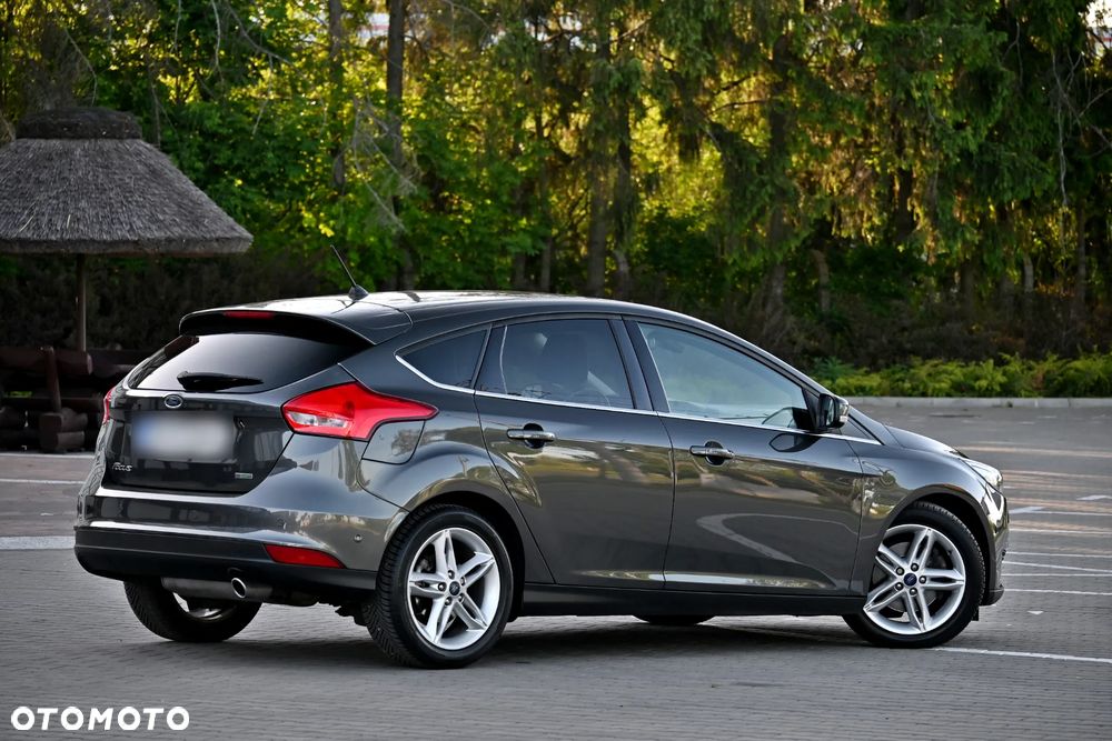 Ford Focus 1.5 EcoBoost Titanium X - 18