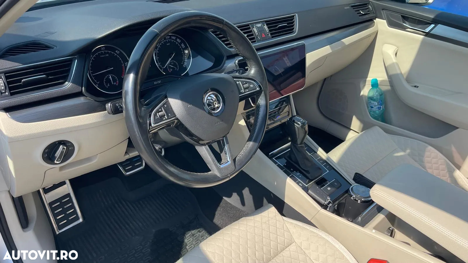 Skoda Superb Combi 2.0 TDI DSG Style - 11