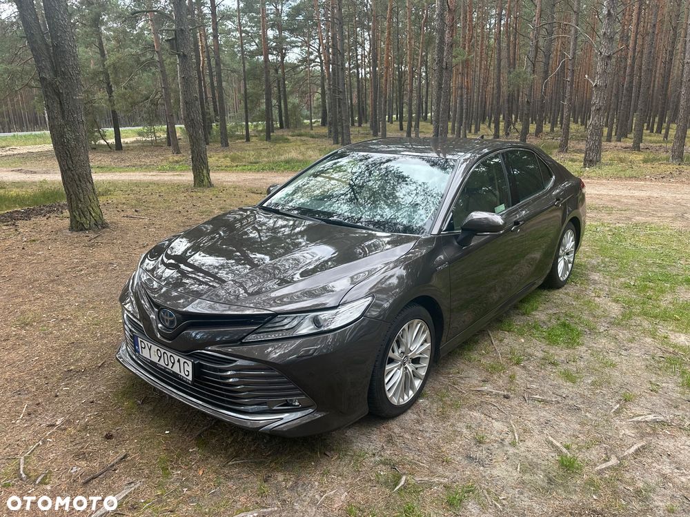 Toyota Camry Executive - 1