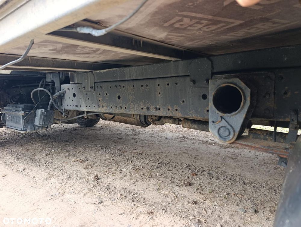 Mitsubishi CANTER - 11