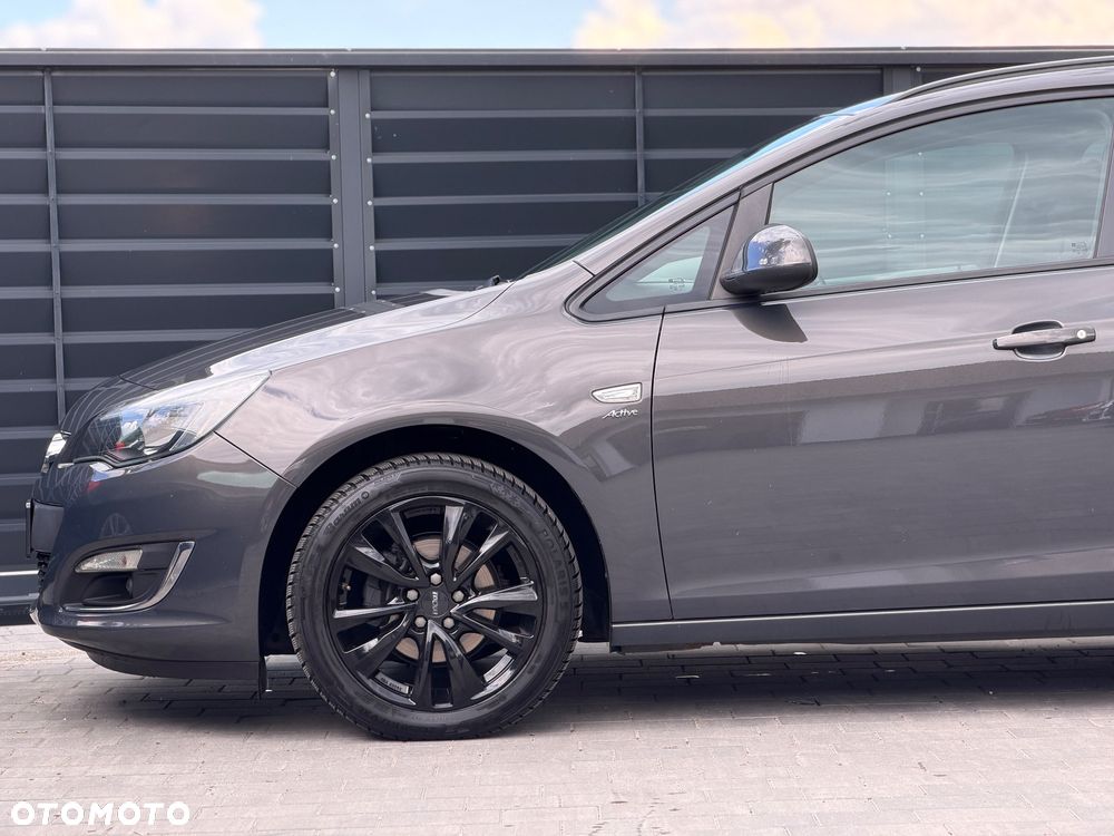 Opel Astra 1.4 Turbo - 31