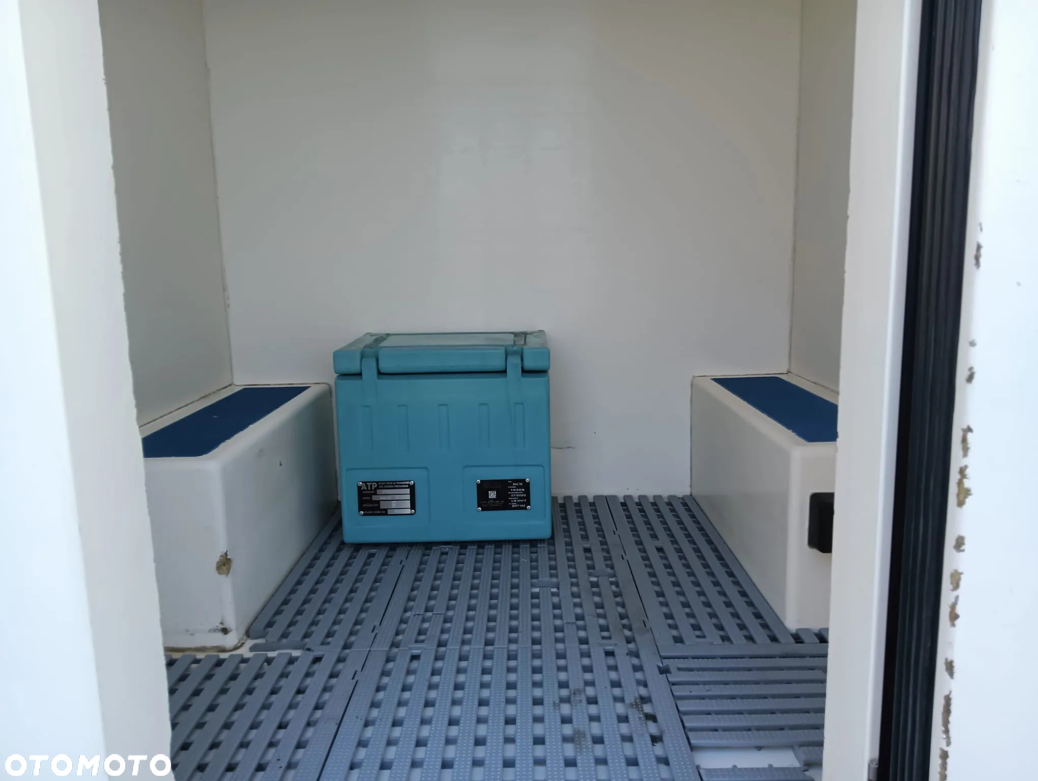 Renault MASTER KONTENER MROŹNIA CHŁODNIA NR 693 - 8