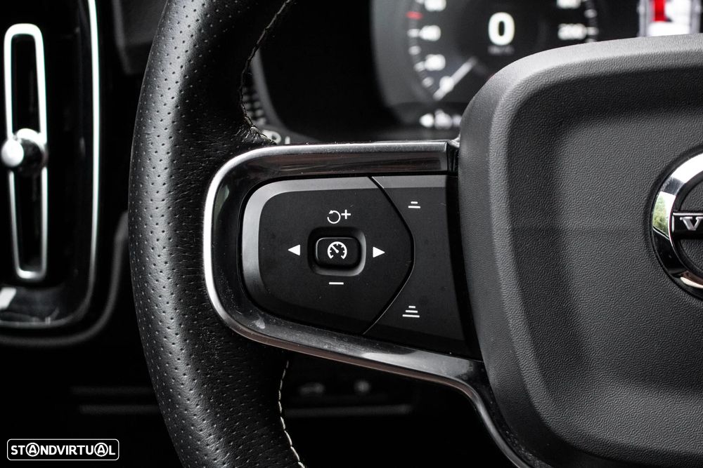 Volvo XC 40 1.5 T5 PHEV R-Design - 14