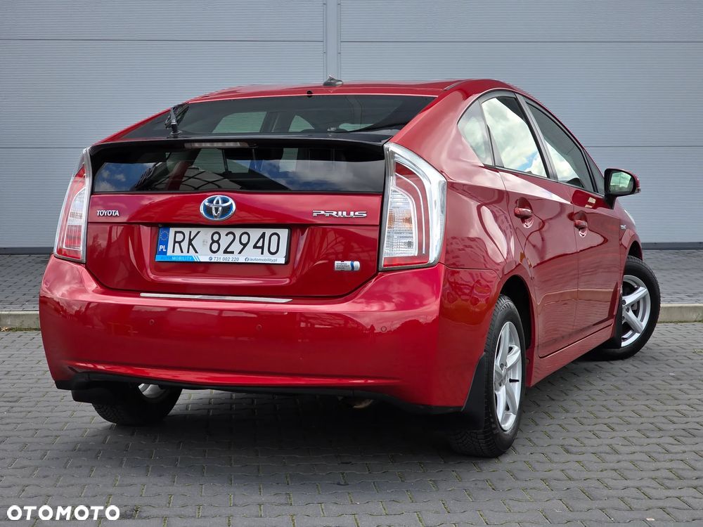 Toyota Prius - 4
