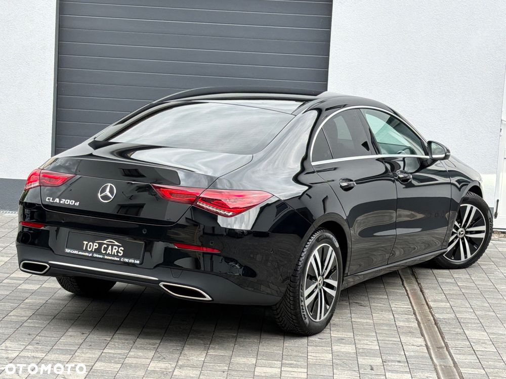 Mercedes-Benz CLA 200 d Progressive 8G-DCT - 29