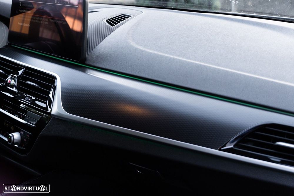 BMW 520 d ED Pack M - 41