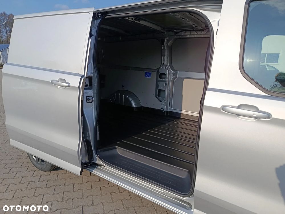 Ford Transit Custom - 10