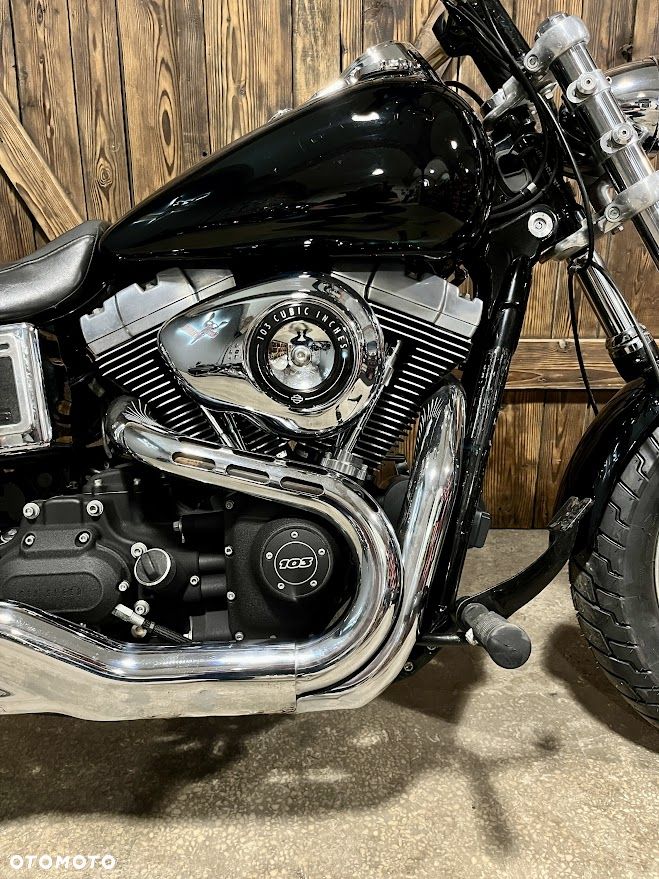 Harley-Davidson Dyna Fat Bob - 5