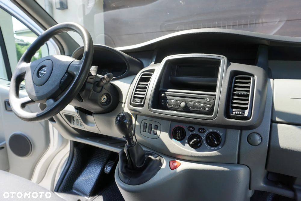 Opel Vivaro - 29