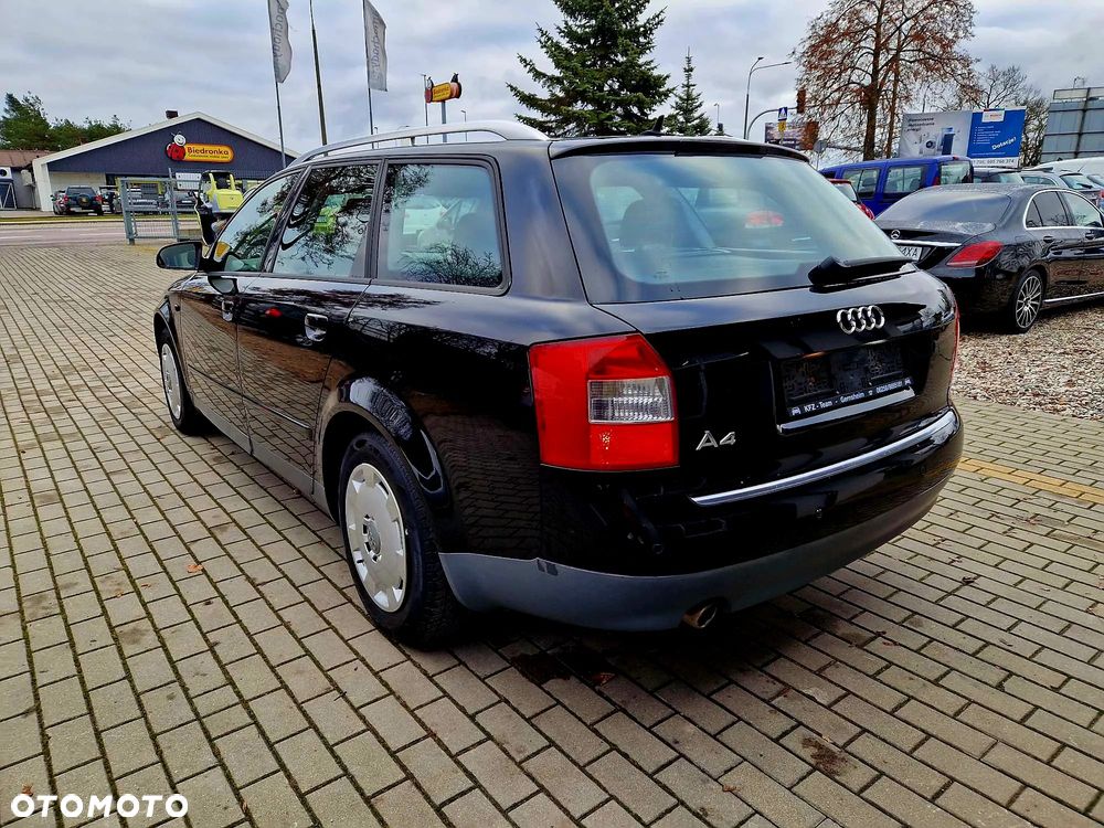 Audi A4 Avant - 9