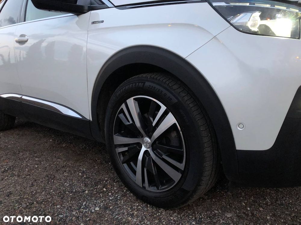 Peugeot 3008 1.5 BlueHDi GT S&S EAT8 - 8