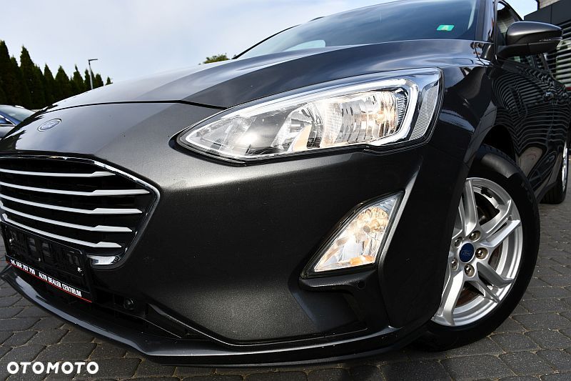 Ford Focus 1.5 EcoBlue Start-Stopp-System TITANIUM DESIGN - 32