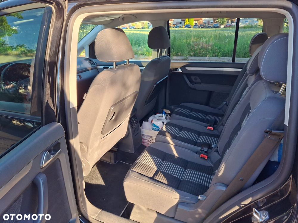 Volkswagen Touran 1.6 Trendline - 25
