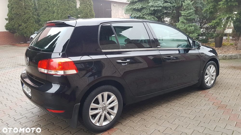 Volkswagen Golf 1.6 TDI Highline - 4