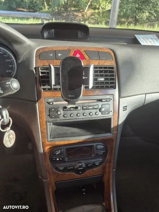 Peugeot 307 2.0HDi XR - 2