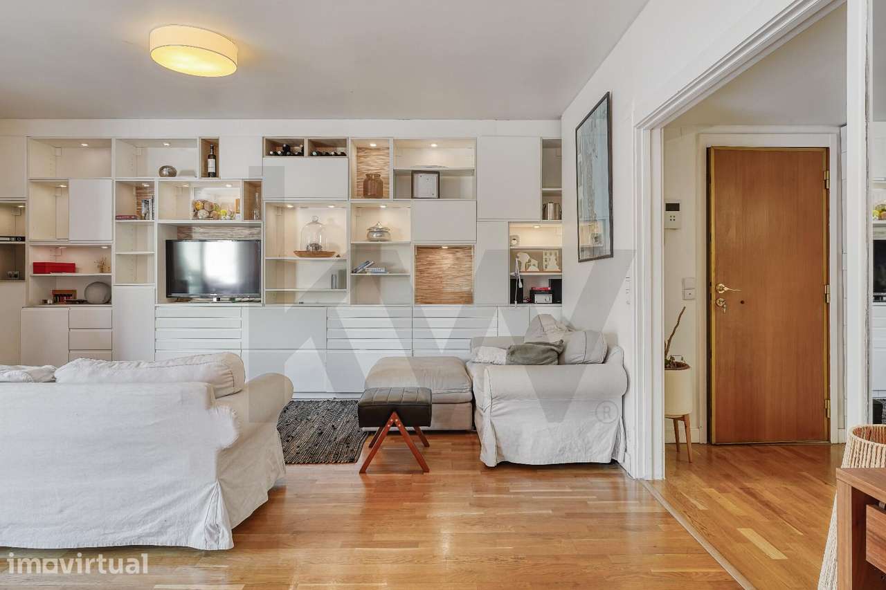 Apartamento T3 no Restelo  | junto ao Jardim Fernanda de Castro