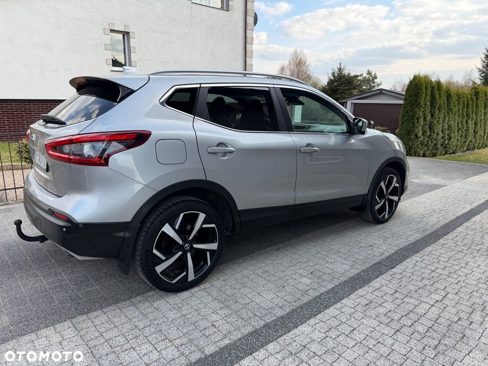 Nissan Qashqai 1.6 dCi Xtronic TEKNA+ - 22