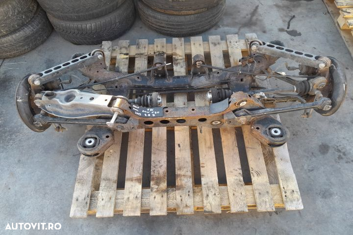 Punte spate BMW Seria 3 E90 [2004 - 2010] Sedan 318d MT (143 hp) - 7