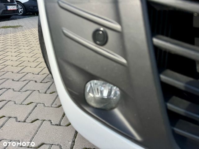 Opel Vivaro - 25