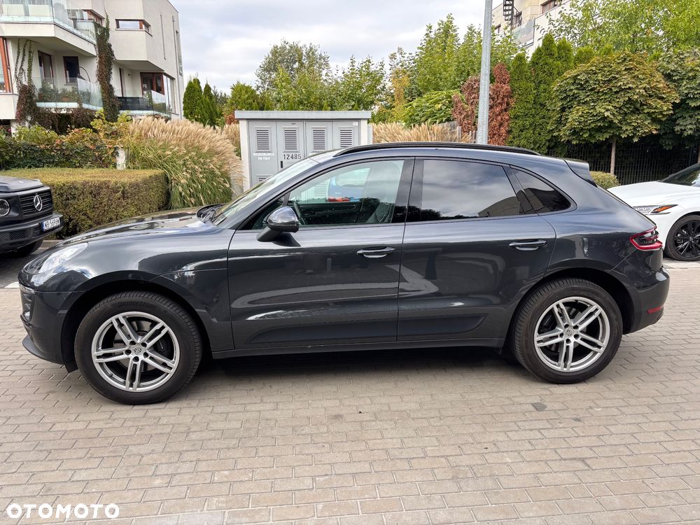 Porsche Macan Standard - 4