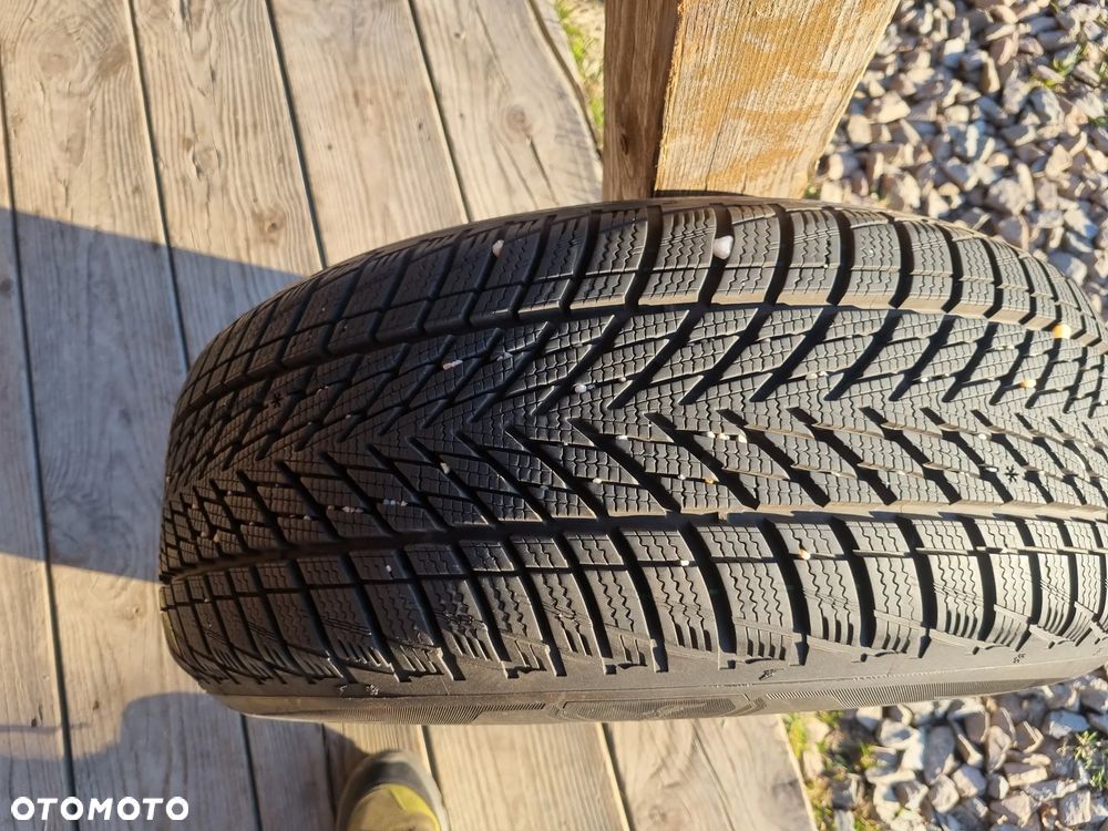 Opona Goodyear ULTRAGRIP Performance3 225/55r17 101V 2023r.1x8,5mm jak nowa - 1