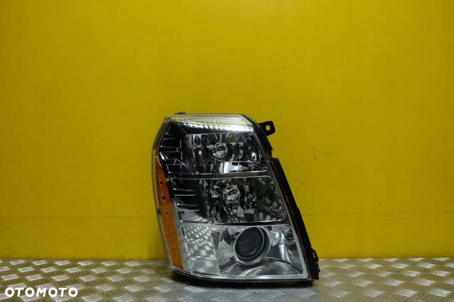 CADILLAC ESCALADE 2006- REFLEKTOR LAMPA XENON PRAWA USA - 1