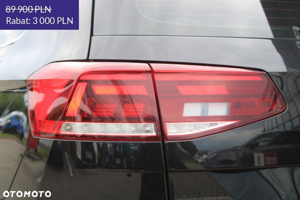 Volkswagen Passat - 12