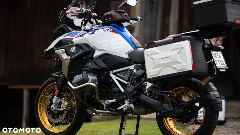 BMW R - 1