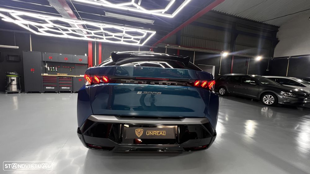 Peugeot E-3008 73 kWh GT - 22