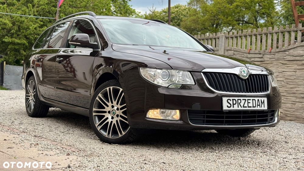 Skoda Superb 2.0 TDI DSG Exclusive - 6