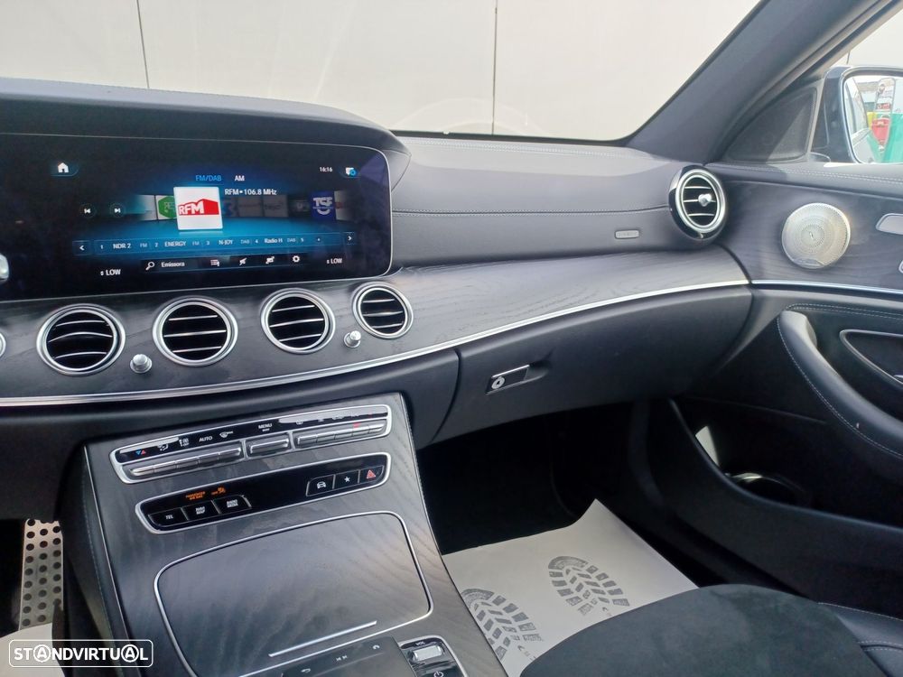 Mercedes-Benz E 300 - 18