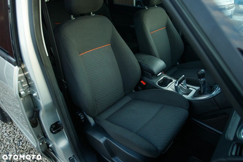 Ford S-Max 2.0 FF Titanium - 17