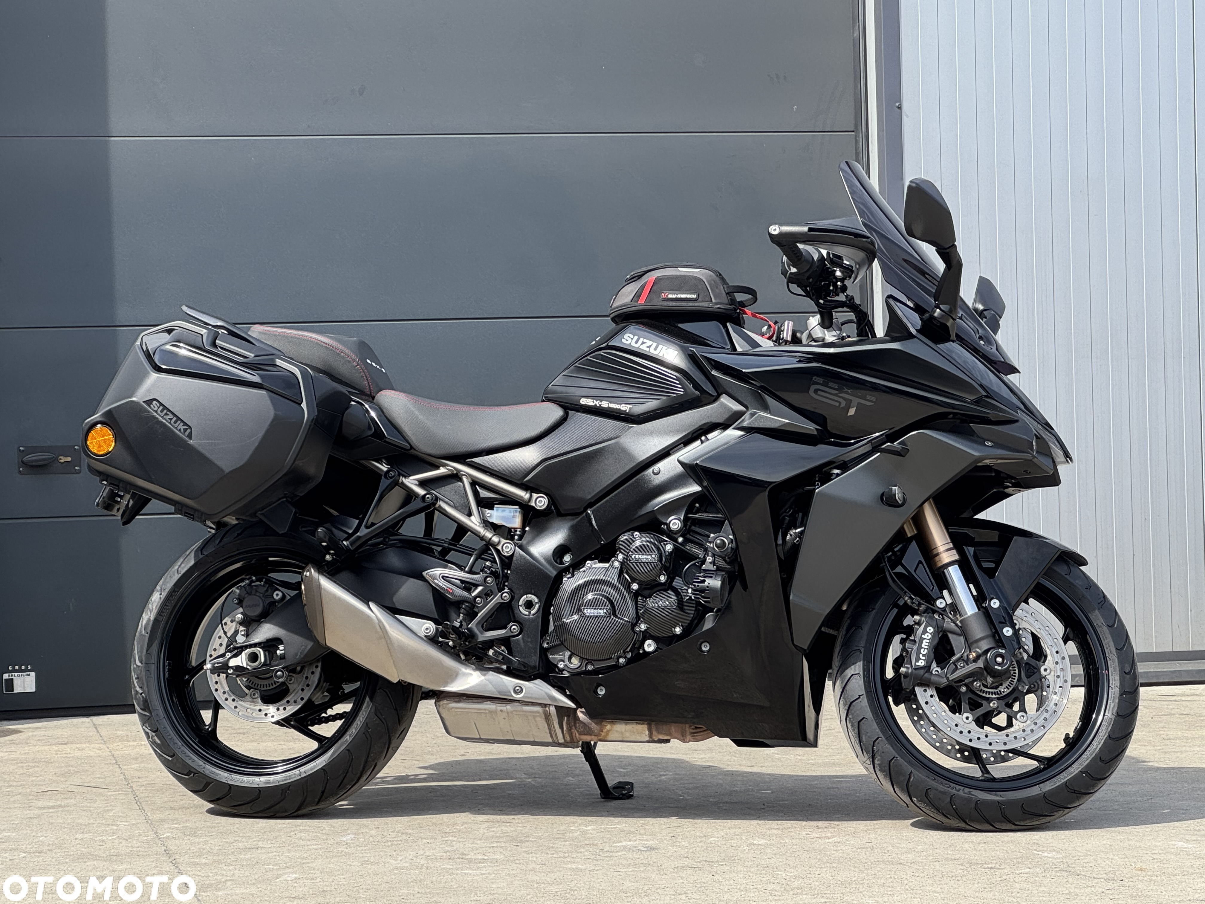 Suzuki GSX - 3