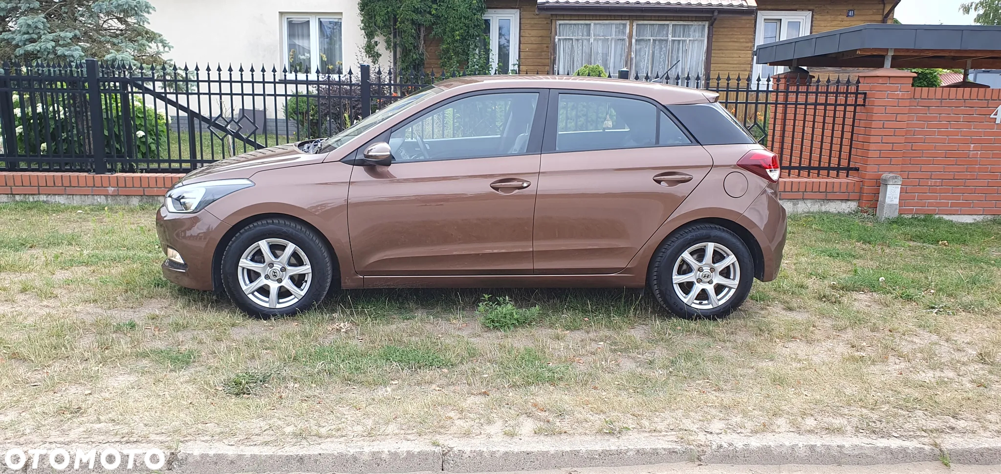 Hyundai i20 1.2 YES Silver - 9