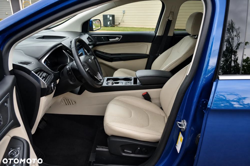 Ford Edge - 9