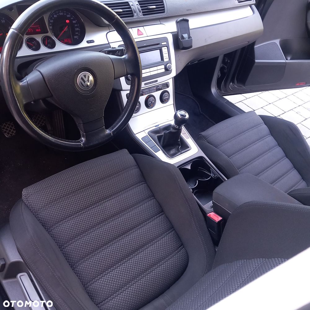 Volkswagen Passat 1.8 TSI R-Line Edition Plus - 14