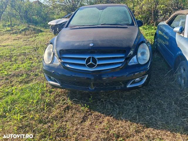 Dezmembrez Mercedes R -CLASS AN 2007 , 3,0D - 2