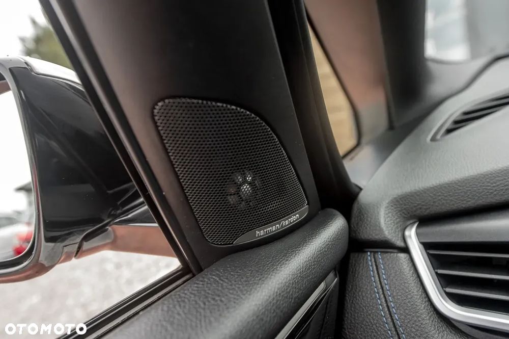 BMW Seria 2 220d Active Tourer xDrive M Sport - 30