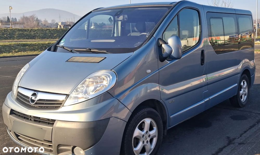 Opel Vivaro L1H1 Tour Cosmo - 2