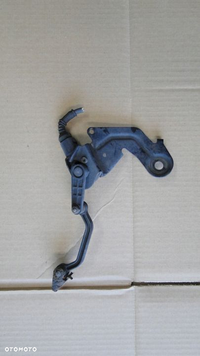 AUDI RS6 C6 CZUJNIK POZIOMOWANIA LAMP XENON TYŁ EU - 2