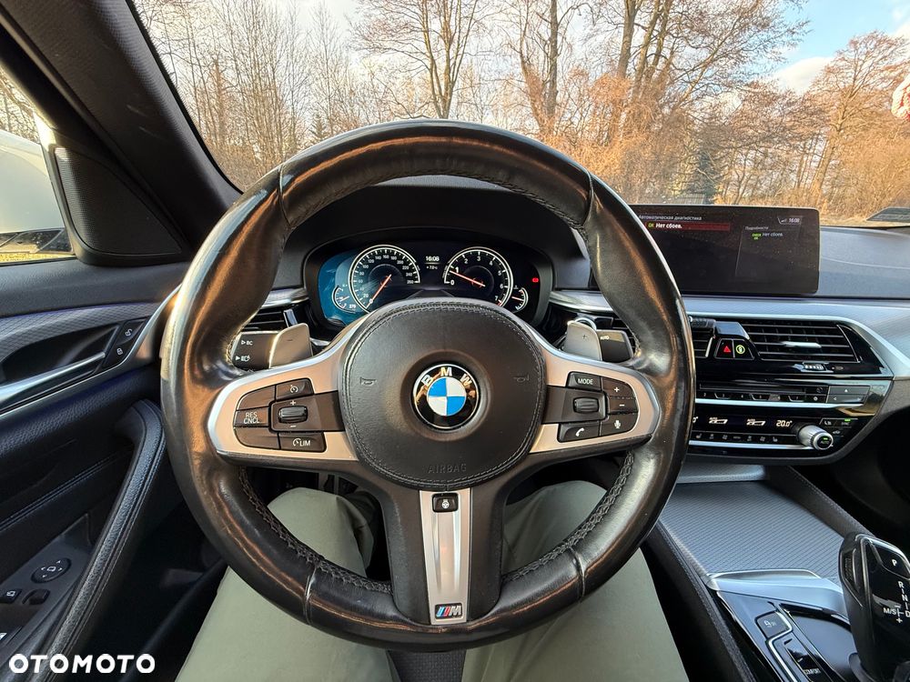 BMW Seria 5 ver-530i-xdrive-m-sport-sport - 11