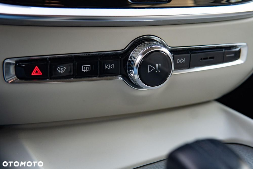 Volvo V60 Cross Country Pro B5 B AWD - 22