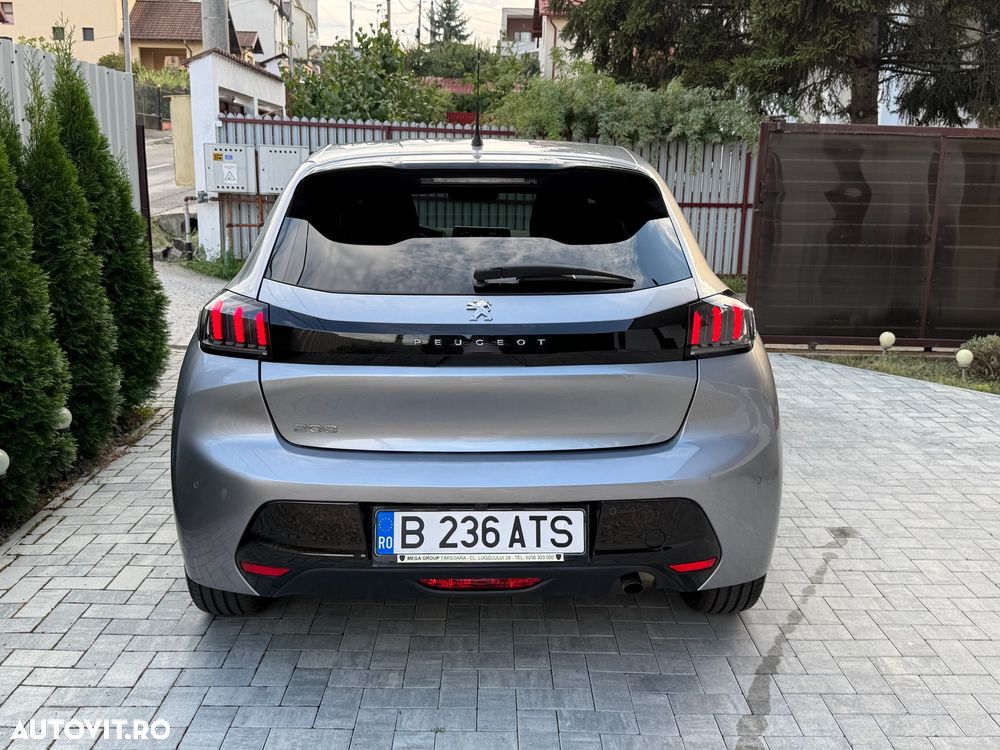 Peugeot 208 1.2 L PureTech STT EAT8 Allure Pack - 10